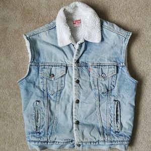 Vintage Levi's sherpa jean vest